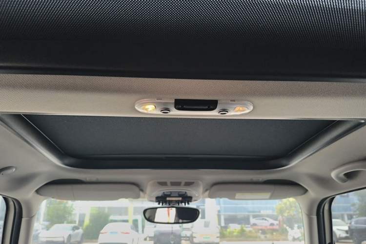 Used MINI 2019 1.5T ONE Five-Door Edition Headliner