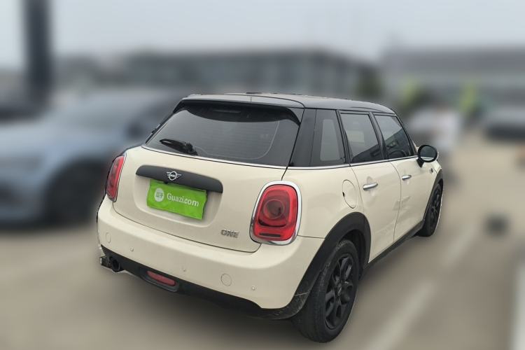 Used MINI 2019 1.5T ONE Five-Door Edition Rear Right 45 Deg
