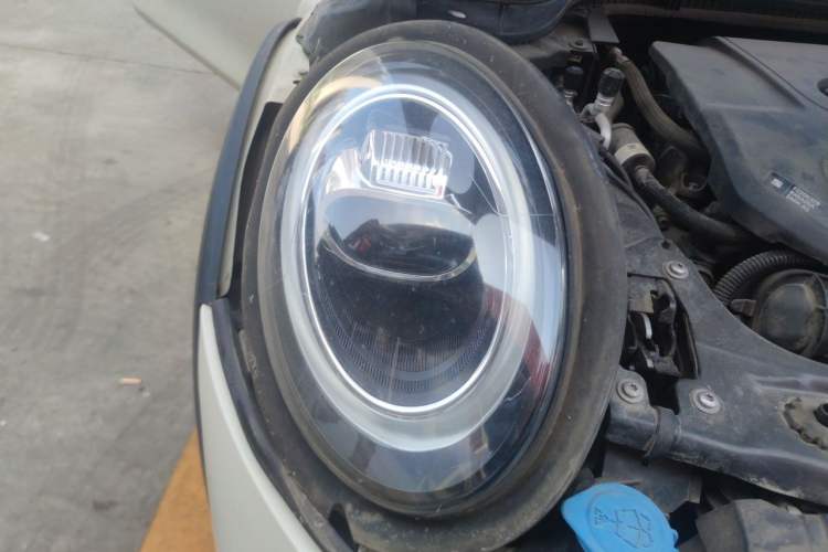 Used MINI 2019 2.0T COOPER S Classic Edition Right Front Headlight