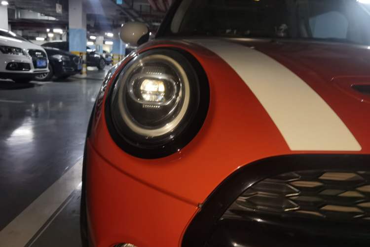 Used MINI 2019 2.0T COOPER S Artist Right Front Headlight