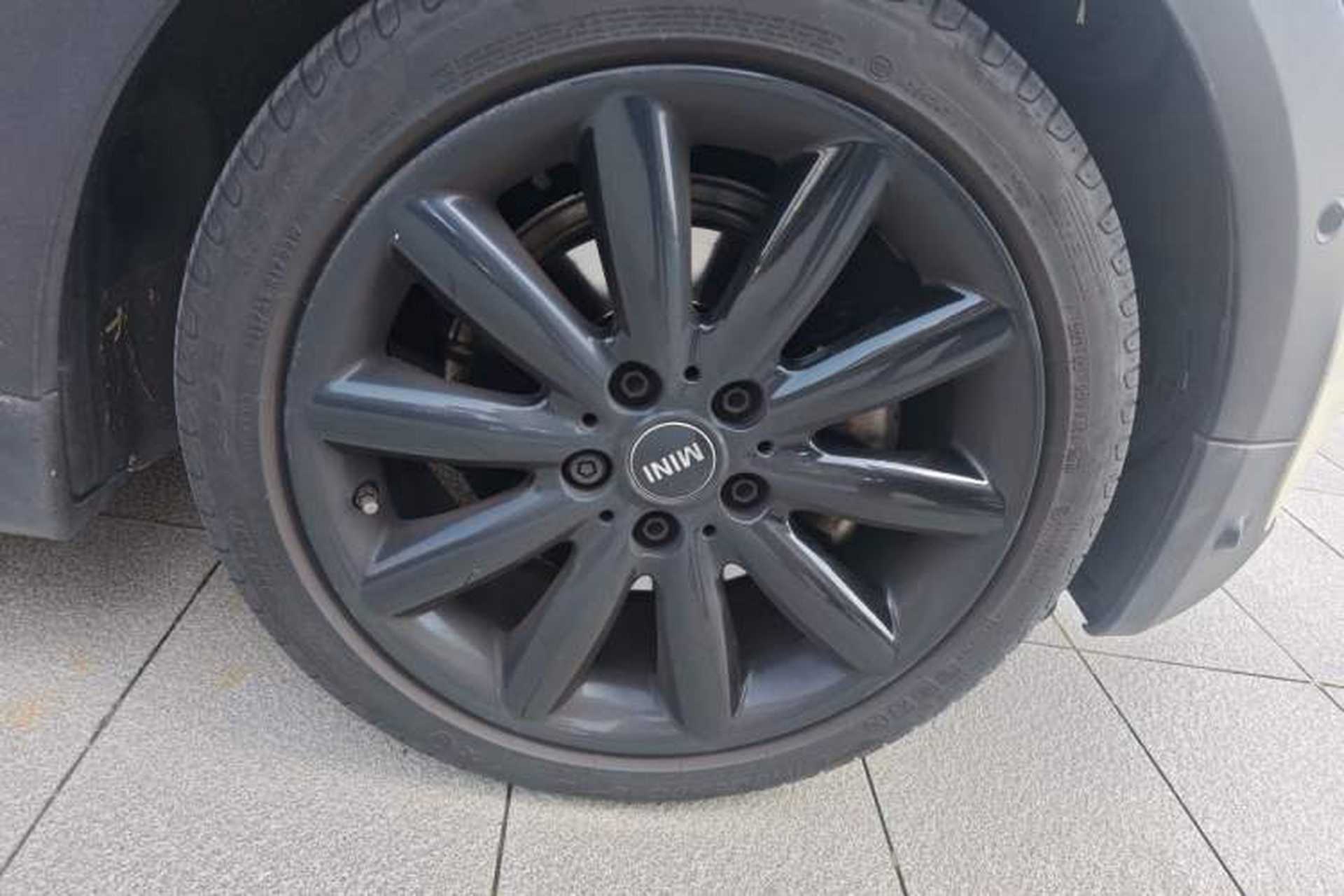 Used MINI 2019 1.5T COOPER Artist Right Front Wheel Hub