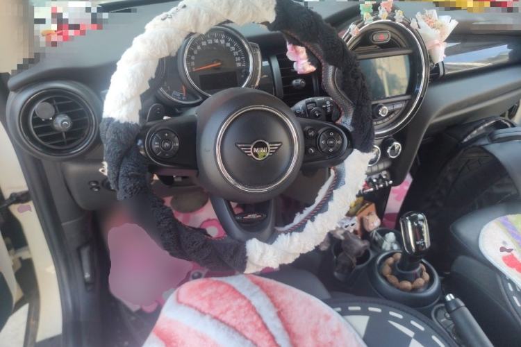 Used MINI 2019 2.0T COOPER S Classic Edition Steering Wheel
