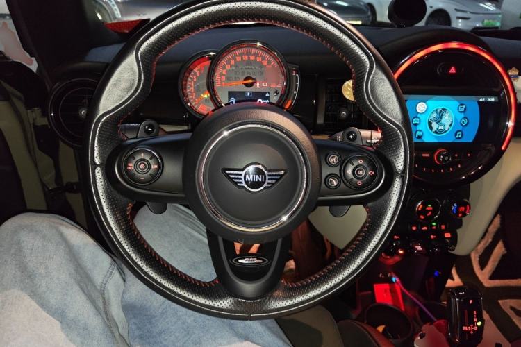 Used MINI 2019 2.0T COOPER S Racing Driver Steering Wheel