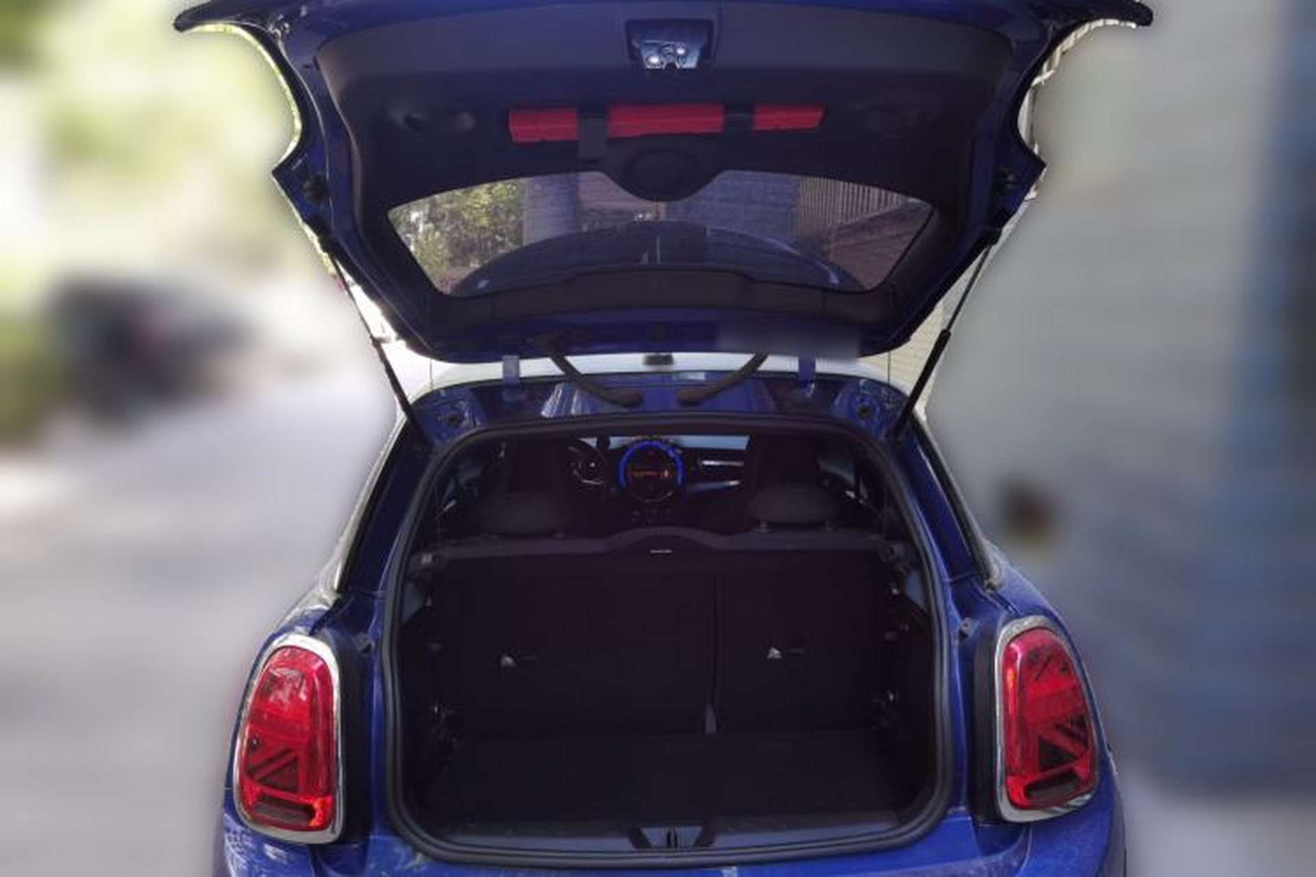 Used MINI 2019 1.5T COOPER Racing Driver Trunk