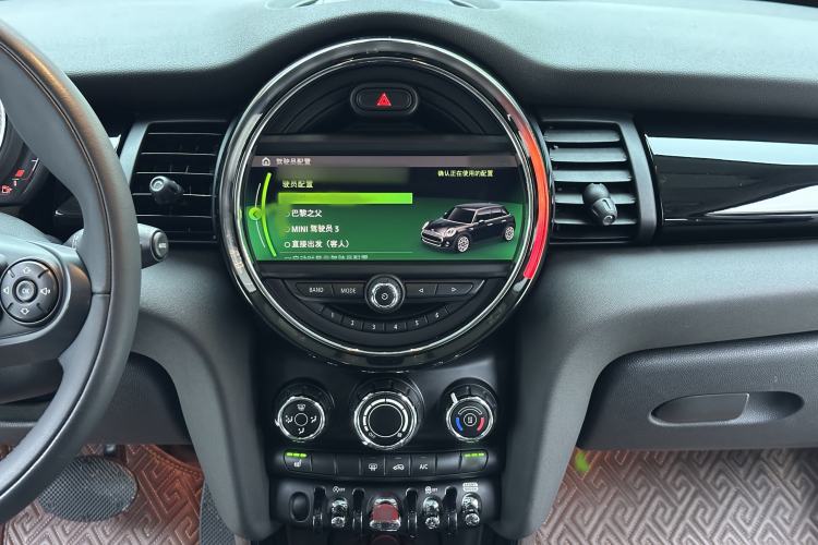 Used MINI 2019 1.5T COOPER Classic Edition Five-Door Version Audio And AC Panel