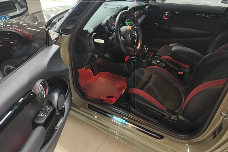 Used MINI 2019 2.0T COOPER S Racing Driver Driver Seat