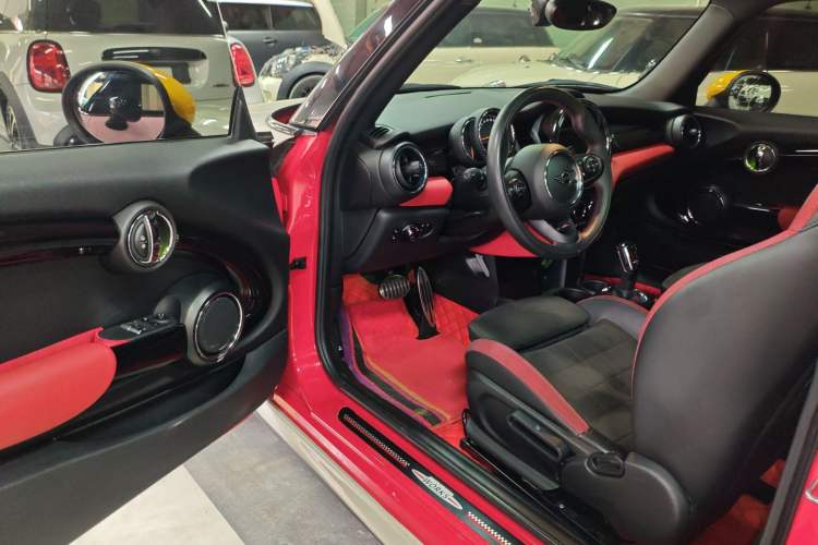 Used MINI 2019 2.0T COOPER S Racing Driver Driver Seat