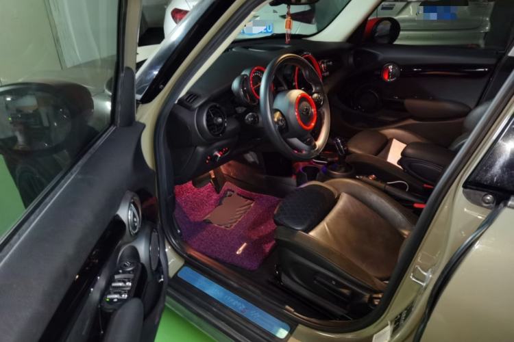 Used MINI 2019 2.0T COOPER S Classic Edition Five-Door Model Driver Seat