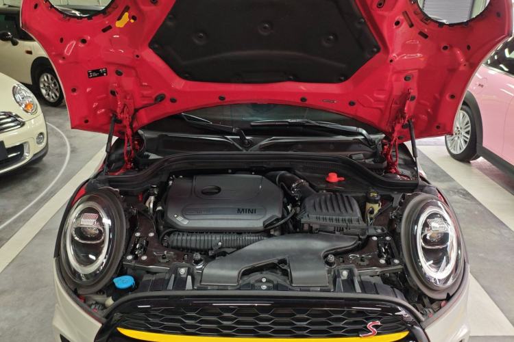 Used MINI 2019 2.0T COOPER S Racing Driver Engine Bay