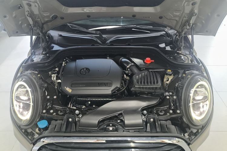 Used MINI 2019 1.5T COOPER Classic Edition Five-Door Version Engine Bay