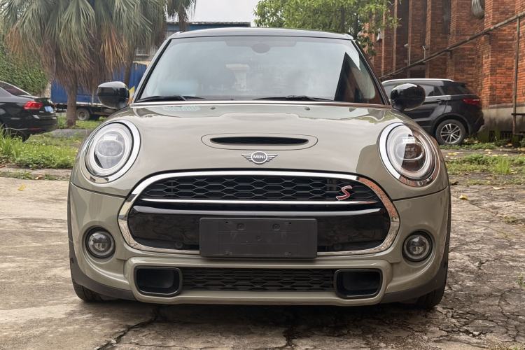 Used MINI 2019 2.0T COOPER S Classic Edition Five-Door Model Exterior 2