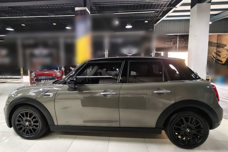 Used MINI 2019 1.5T COOPER Classic Edition Five-Door Version Exterior 3