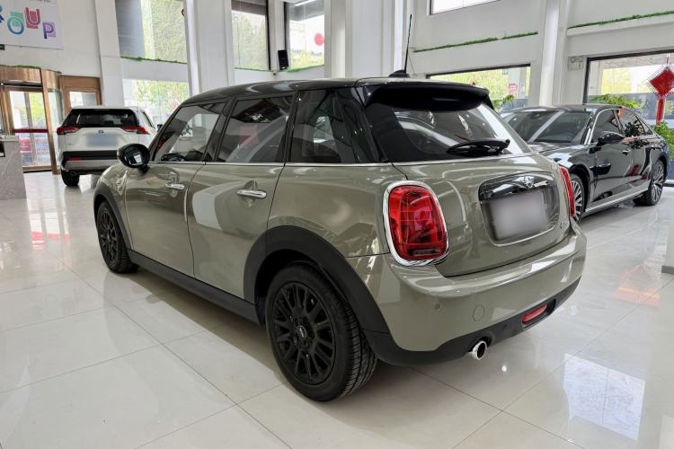 Used MINI 2019 1.5T COOPER Classic Edition Five-Door Version Exterior 3