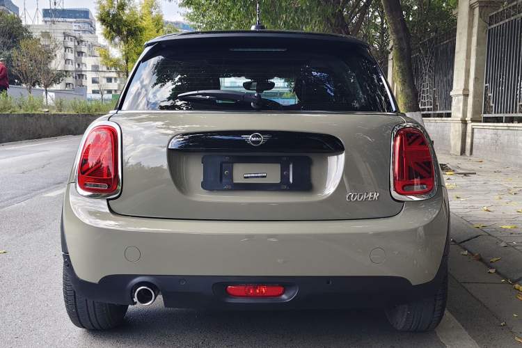 Used MINI 2019 1.5T COOPER Classic Edition Exterior 5