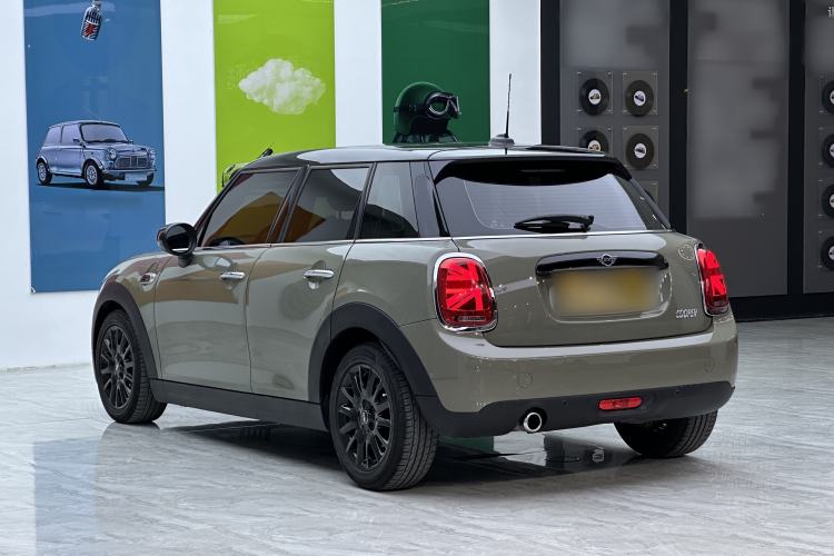 Used MINI 2019 1.5T COOPER Classic Edition Five-Door Version Exterior 6