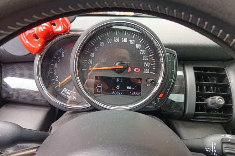 Used MINI 2019 1.5T COOPER Artist Instrument Cluster