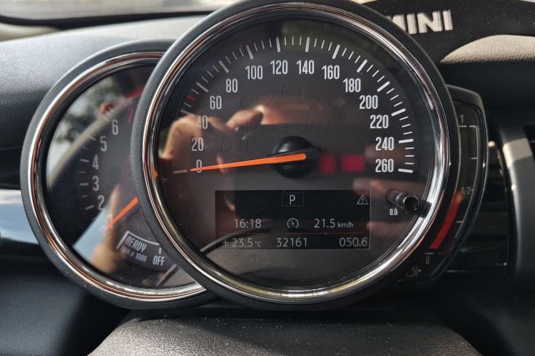 Used MINI 2019 1.5T COOPER Classic Edition Instrument Cluster