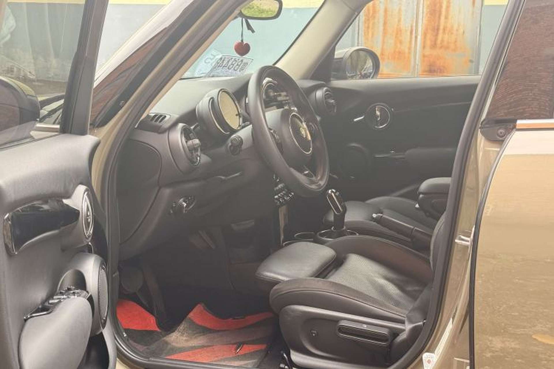 Used MINI 2019 2.0T COOPER S Classic Edition Five-Door Model Interior 1