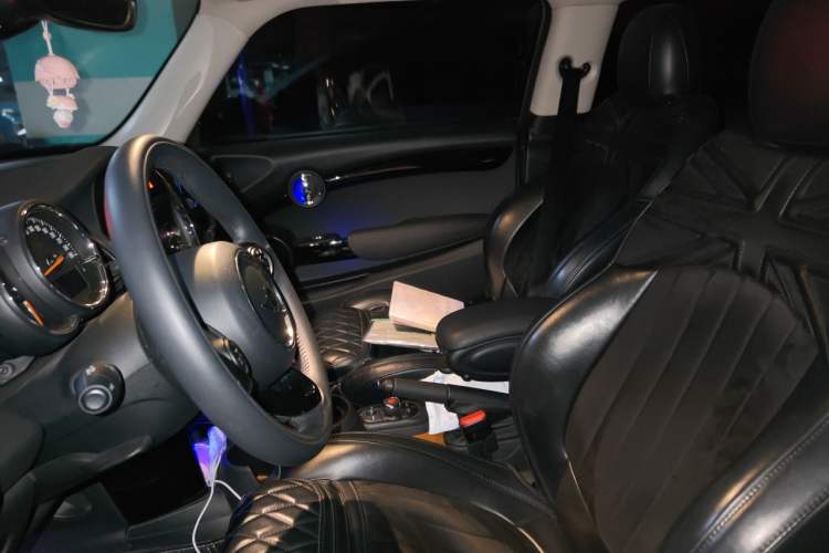 Used MINI 2019 1.5T COOPER Classic Edition Left Front Seat