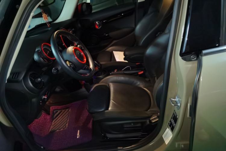 Used MINI 2019 2.0T COOPER S Classic Edition Five-Door Model Left Front Seat