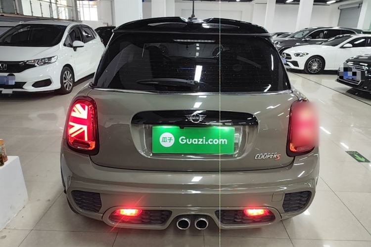 Used MINI 2019 2.0T COOPER S Racing Driver Rear