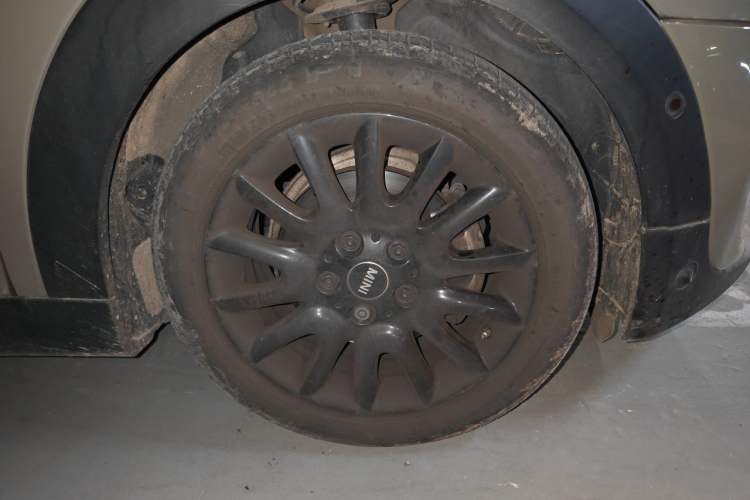 Used MINI 2019 1.5T COOPER Classic Edition Right Front Wheel Hub