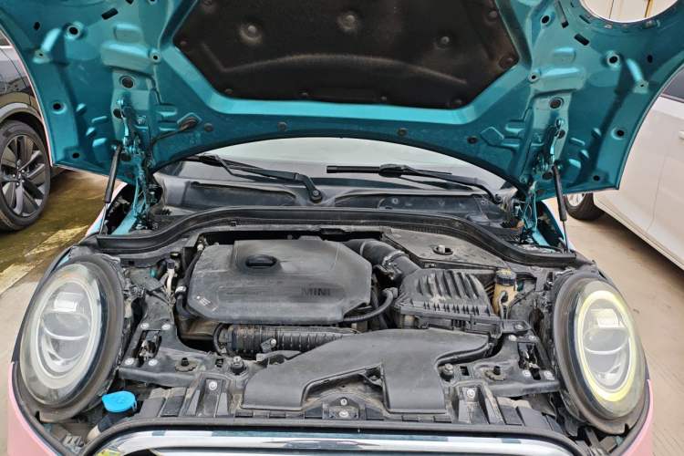 Used MINI 2019 1.5T COOPER CABRIO Artist Engine Bay