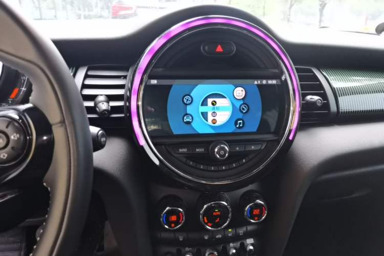 Used MINI  Audio And AC Panel