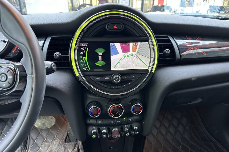 Used MINI 2019 1.5T COOPER Artist Audio And AC Panel