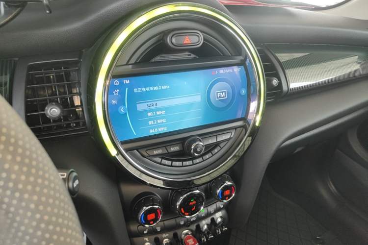 Used MINI 2019 2.0T COOPER S Classic Edition Audio And AC Panel