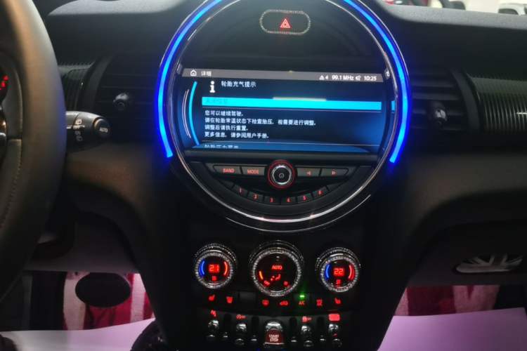 Used MINI 2019 1.5T COOPER 60th Anniversary Edition Five-Door Version Audio And AC Panel
