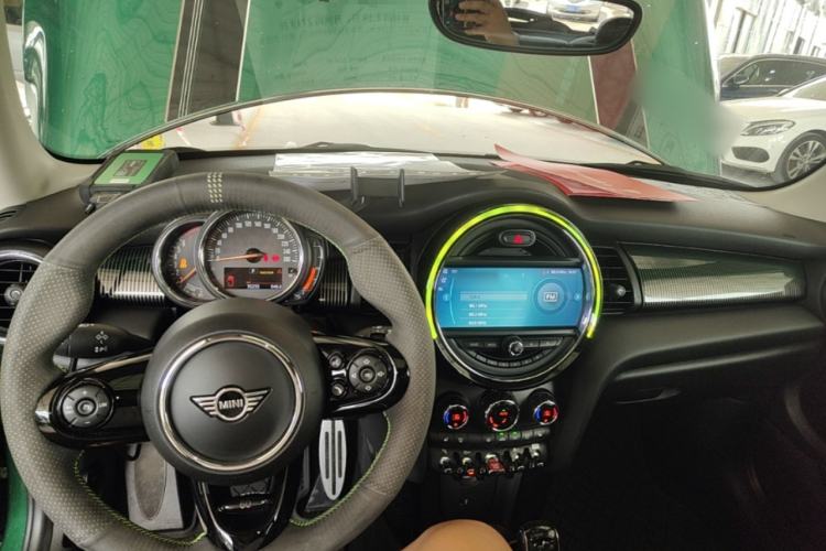 Used MINI 2019 2.0T COOPER S Classic Edition Center Console