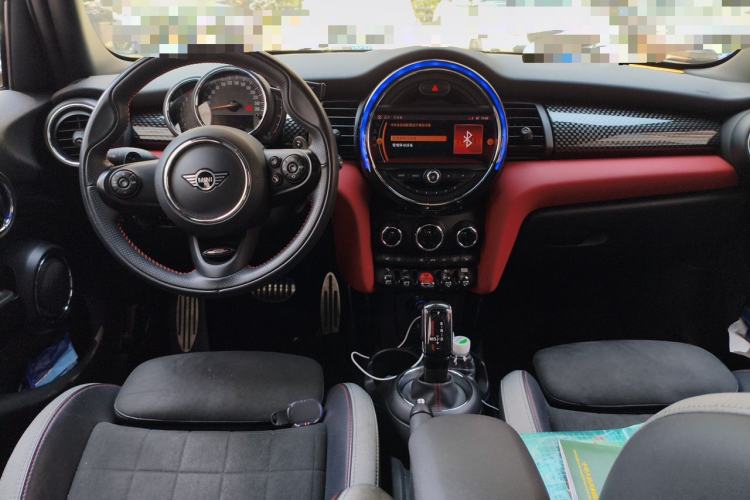 Used MINI 2019 2.0T COOPER S Racing Edition Five-Door Version Center Console