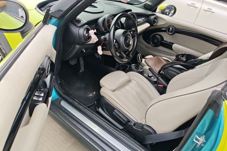Used MINI 2019 1.5T COOPER CABRIO Artist Driver Seat