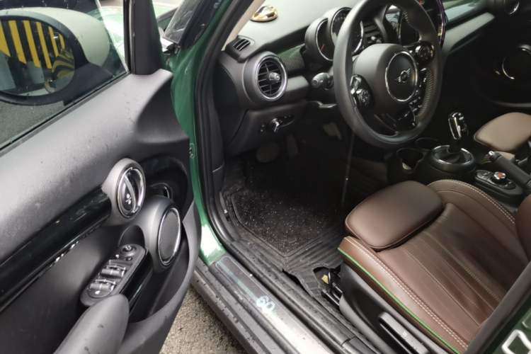 Used MINI  Driver Seat