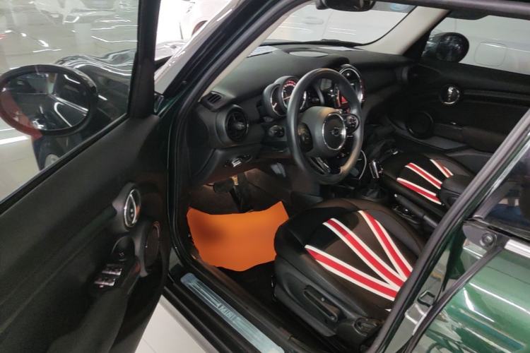 Used MINI 2019 1.5T ONE Five-Door Edition Driver Seat