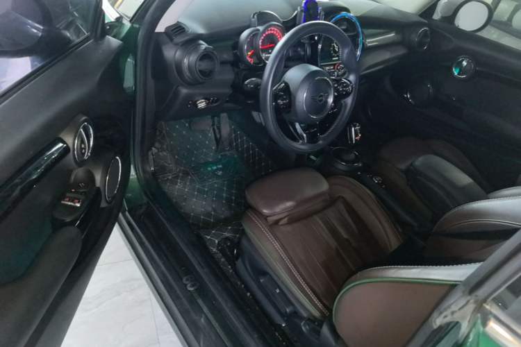 Used MINI 2019 1.5T COOPER 60th Anniversary Edition Driver Seat