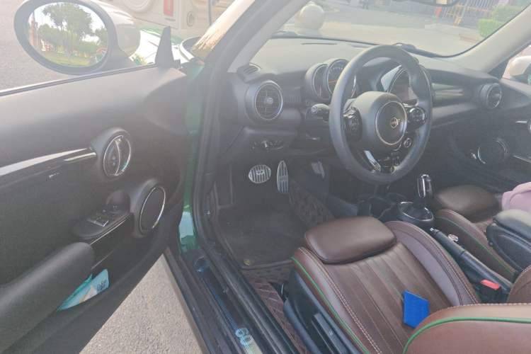 Used MINI 2019 2.0T COOPER S 60th Anniversary Edition Driver Seat