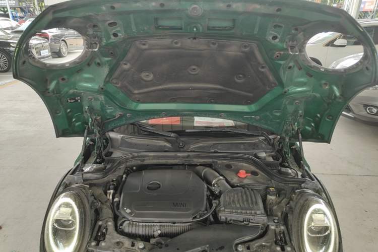 Used MINI 2019 2.0T COOPER S Classic Edition Engine Bay