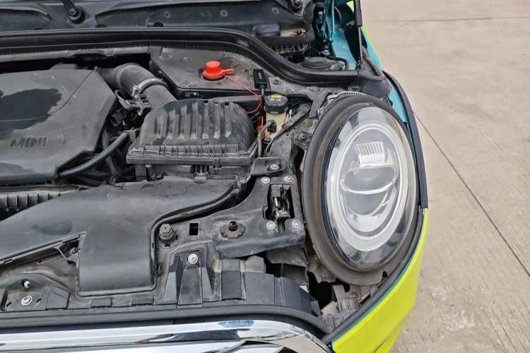Used MINI 2019 1.5T COOPER CABRIO Artist Engine Bay Left