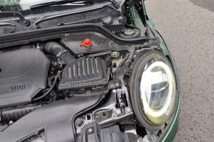 Used MINI  Engine Bay Left