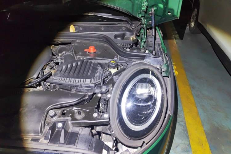 Used MINI 2019 2.0T COOPER S 60th Anniversary Edition Engine Bay Left