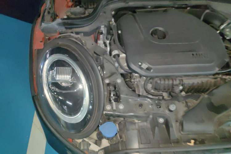 Used MINI 2019 1.5T COOPER Classic Edition Engine Bay Right