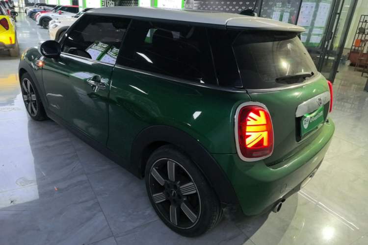 Used MINI 2019 1.5T COOPER 60th Anniversary Edition Exterior 2