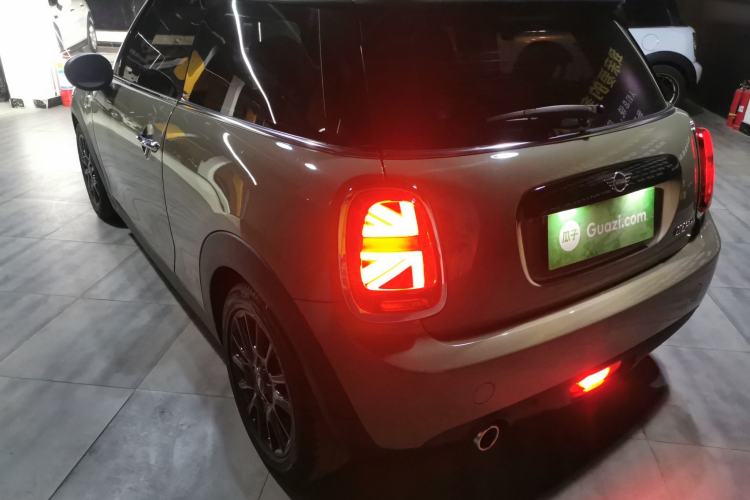 Used MINI 2019 1.5T COOPER Classic Edition Exterior 2