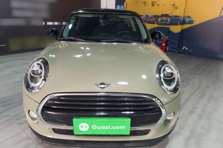 Used MINI 2019 1.5T COOPER Classic Edition Front