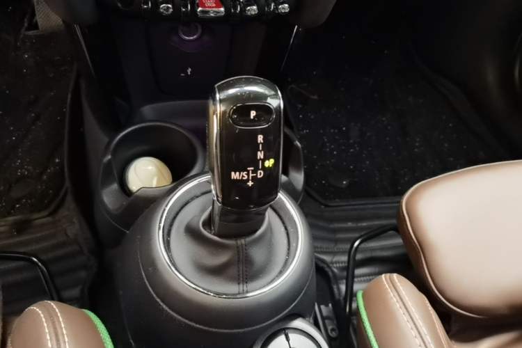 Used MINI  Gear Lever