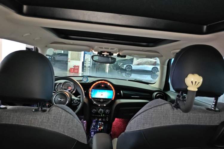 Used MINI 2019 1.5T COOPER Classic Edition Headliner