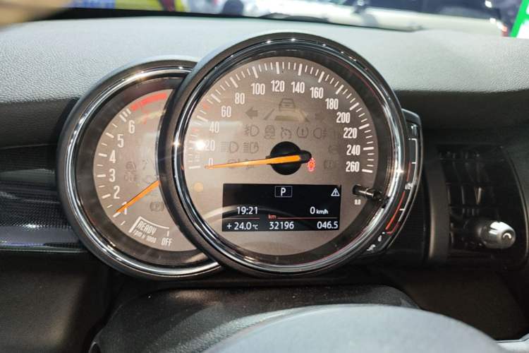 Used MINI 2019 1.5T COOPER Artist Instrument Cluster