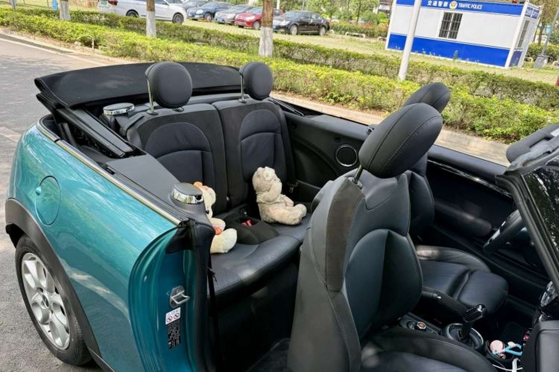 Used MINI 2019 1.5T COOPER CABRIO Classic Edition Interior 1